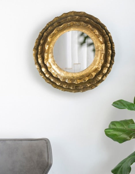 16" Round Wall Mirror with Gold Metal Frame